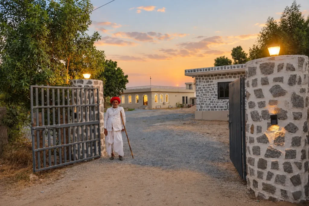 The entrance gate of Jawai Heaven in the evening
